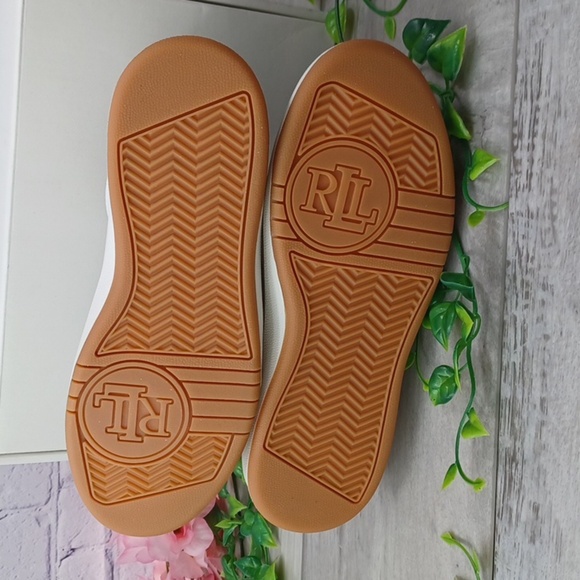 Lauren Ralph Lauren Hailey Leather and Suede Sneaker NIB - Picture 8 of 11